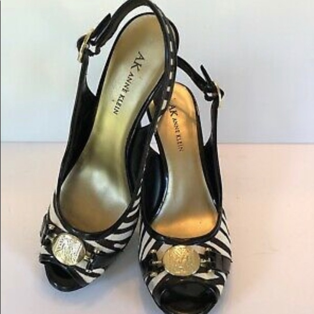 AK Anne Klein iFlex Zebra High Heel Shoes Women's
